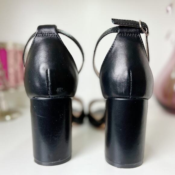 Steve Madden Leather Heels in Mirna Size 8.5 - Picture 4 of 9